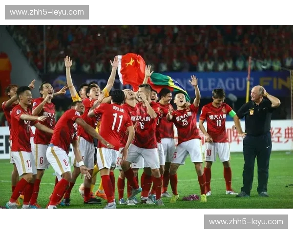 红蓝交锋的维港回响：恒大与东方的亚冠恩怨录